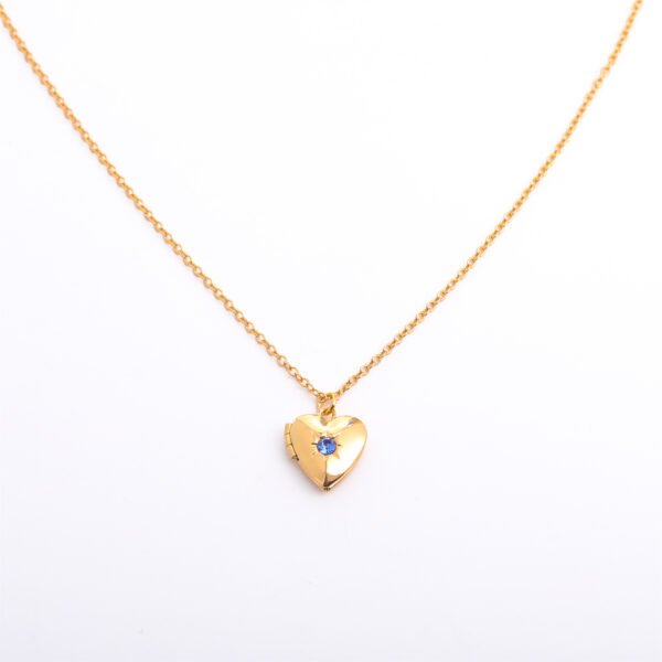 Fashion Love Heart Opening And Closing Album Titanium Steel Necklace - Image 3